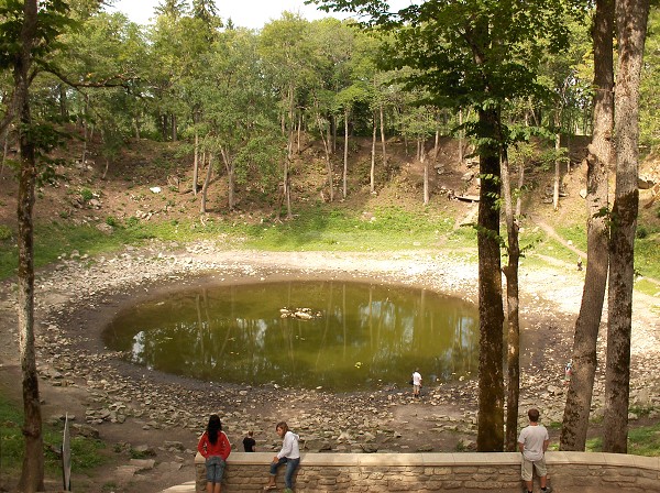 Kaali kráter meteoritický